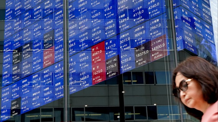 Les marchés boursiers tomberont en Asie car les tarifs de Donald Trump sont des métiers à tisser