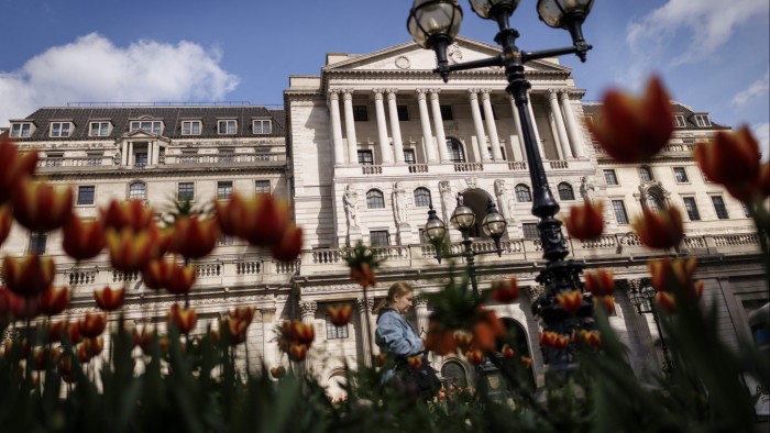 L’inflation britannique tombera à 2,6% en mars