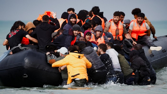 Royaume-Uni et France dans les discussions sur les contrats de retour des immigrants