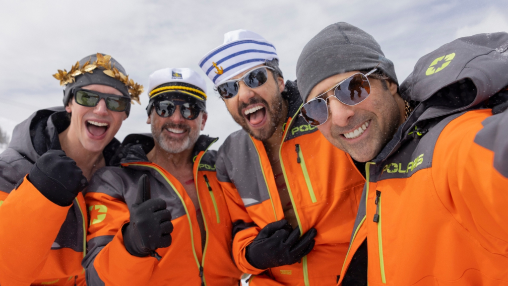 Mountain Head: la satire de soufflage de la technologie de Jesse Armstrong brille avec des zingers de grade d’armes