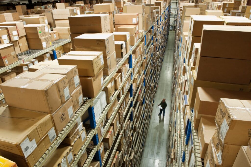 Comment une entreprise de 16 ans mange des petites entreprises dans l’IA