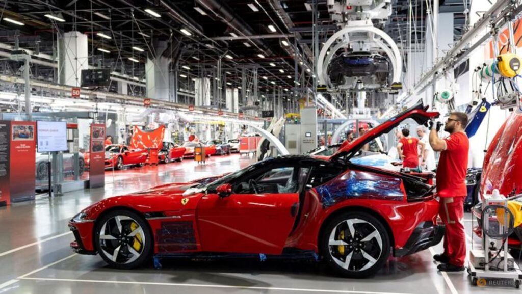 La chute des actions de Ferrari fait dérailler le lancement de la technologie des véhicules électriques