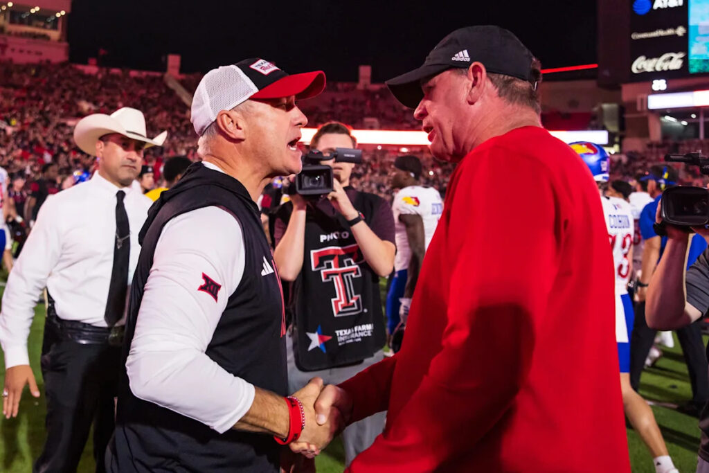 Big 12 annonce une amende de 25 000 $ contre le football du Kansas après les commentaires de Lance Leipold à Texas Tech
