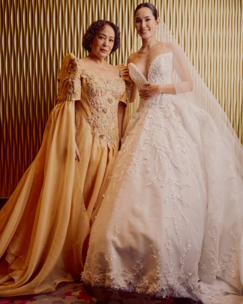 Le gala Crowne Plaza célèbre la force féminine, le style et la mode philippine durable