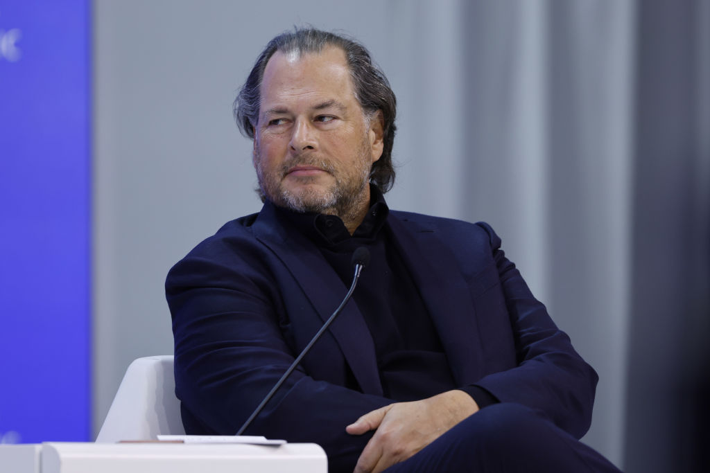 Le PDG de Salesforce, Marc Benioff, s’excuse d’avoir déclaré que les troupes de la Garde nationale étaient nécessaires à San Francisco