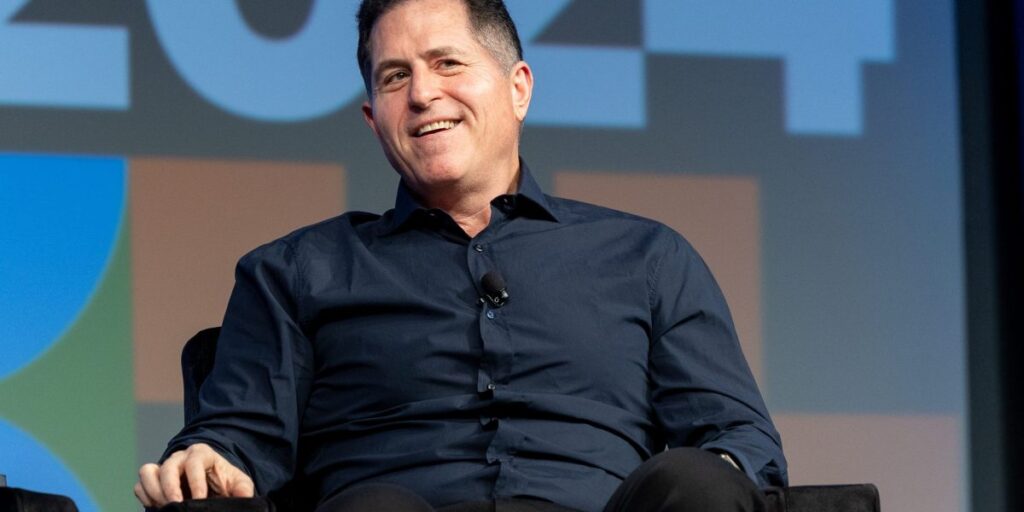 Le magnat milliardaire des PC, Michael Dell, surfe sur la ruée vers l’or de l’IA – et même s’il y aura éventuellement « trop » de centres de données, il dit que la fête n’est pas encore terminée.