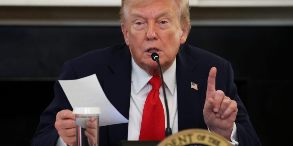 Trump vient de célébrer le troisième anniversaire du marché haussier en effaçant 2 % de l’indice S&P 500 et en accusant la Chine de se battre pour les terres rares.