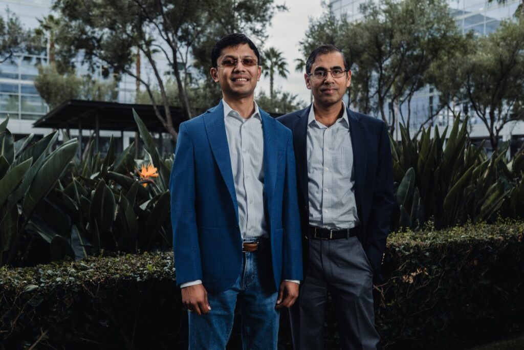 Les huit cofondateurs lèvent 35 millions de dollars pour Viven, une startup de jumeaux numériques IA permettant d’interroger des collègues indisponibles