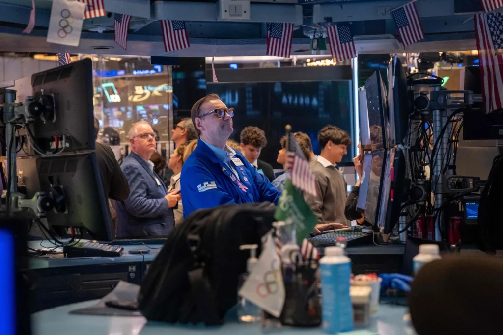 États-Unis : Wall Street termine en hausse grâce au rallye technologique et aux attentes croissantes de baisses de taux