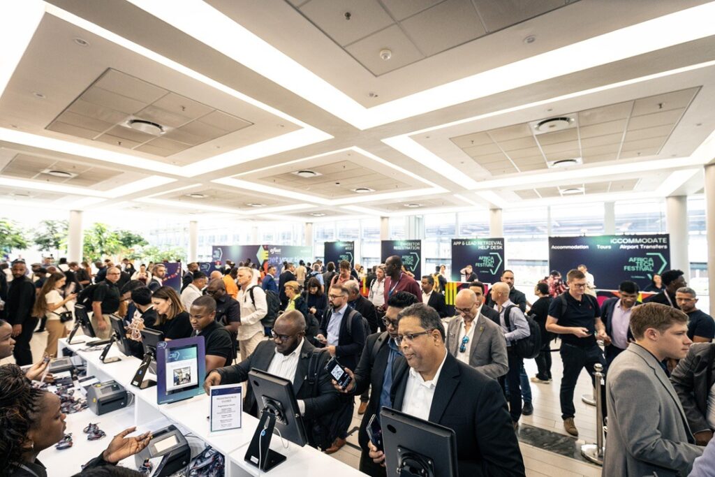 Les dirigeants gouvernementaux et technologiques collaborent sur l’IA