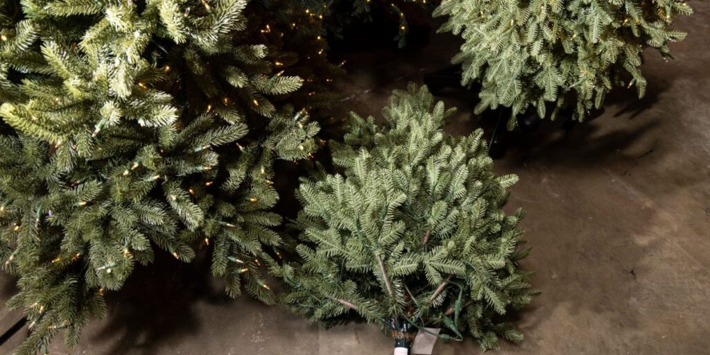 Sapins de Noël et tarifs : Qu’est-ce qui est le moins cher : un sapin artificiel ou un sapin naturel ?