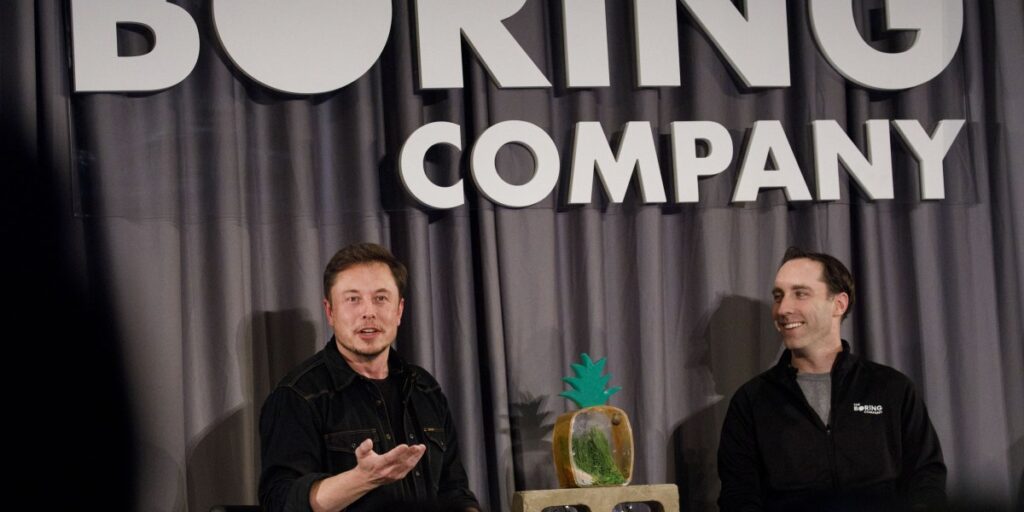La Boring Company d’Elon Musk a été condamnée à une amende de près de 500 000 dollars après avoir déversé du liquide de tunnel dans un trou d’égout à Las Vegas, mais a ensuite été de nouveau arrêtée pour « falsification de conformité ».