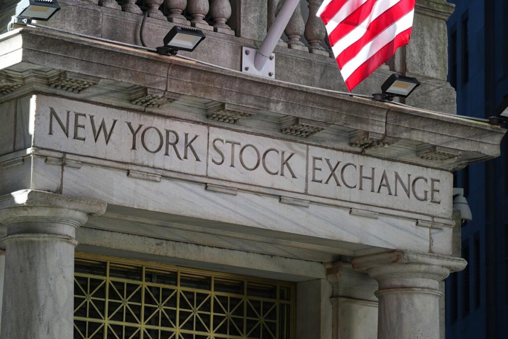 Le Dow, le S&P 500 et le Nasdaq s’effondrent en raison des inquiétudes concernant les valorisations mousseuses