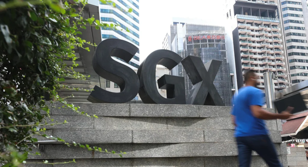 Les actions technologiques et les S-REIT font partie des 30 actions non STI les plus négociées jusqu’à présent au second semestre