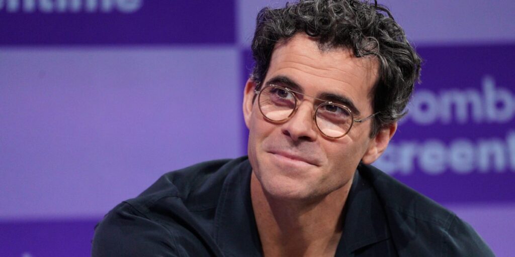 Le PDG d’Instagram exige que les gens travaillent cinq jours par semaine, mais moins de réunions signifie plus de prototypes