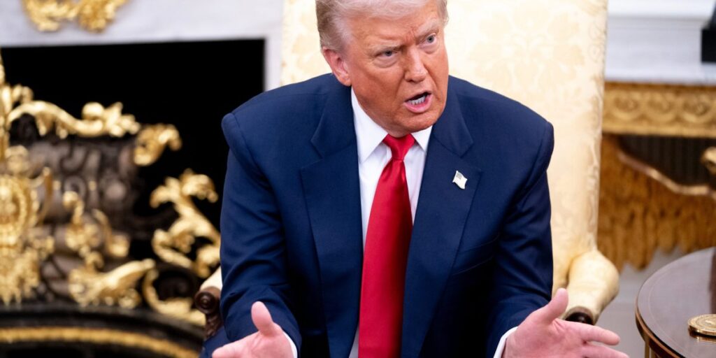 Le lauréat du prix Nobel, Paul Krugman, affirme que l’effondrement du Bitcoin est profondément lié au déclin de l’administration Trump : « Considérez-le comme l’effondrement du commerce Trump. »
