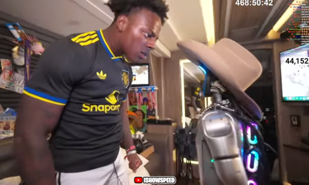 Le créateur IShowSpeed est poursuivi pour avoir prétendument frappé et étouffé l’humanoïde viral Rizzbot