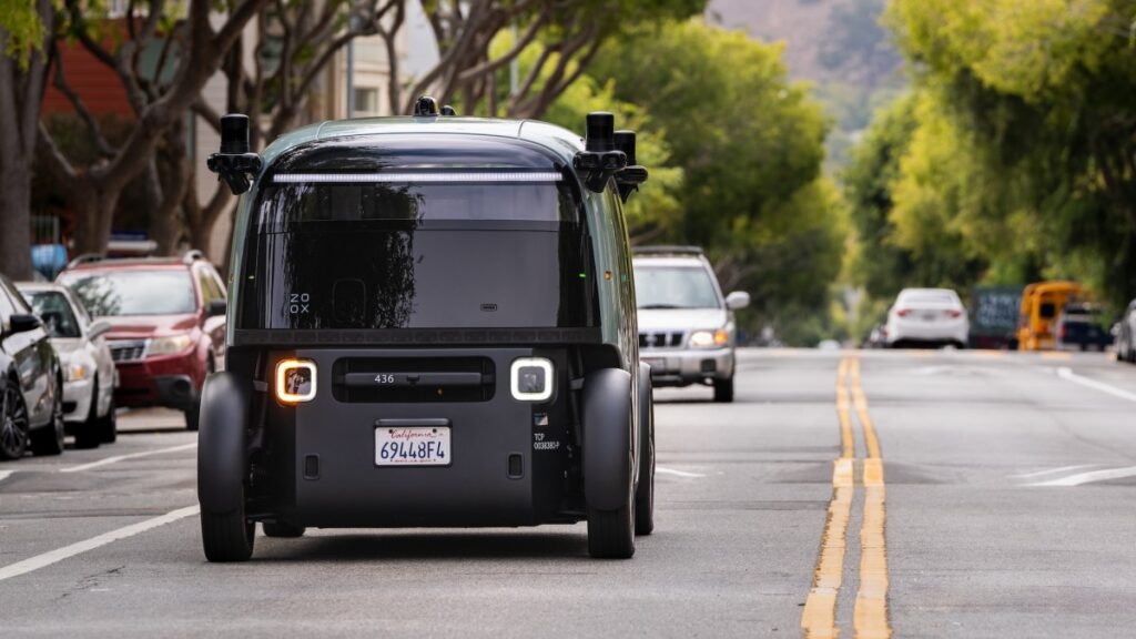 Zoox publie un rappel de logiciel après qu’un robotaxi ait été confus par une épaisse fumée