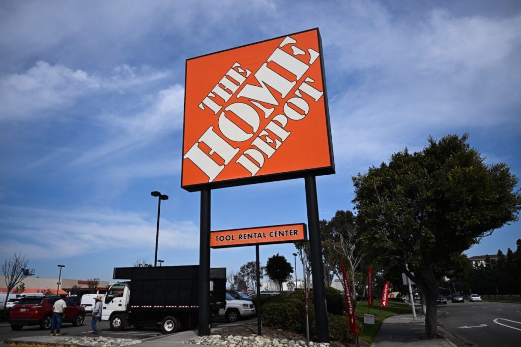 Home Depot a exposé l’accès à ses systèmes internes pendant un an, déclare un chercheur