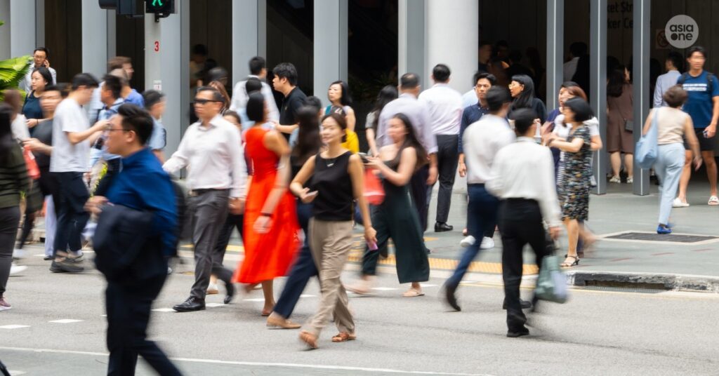 L’économie de Singapour connaît une croissance de 5,7 % au quatrième trimestre 2025, meilleure que prévu, Singapore News