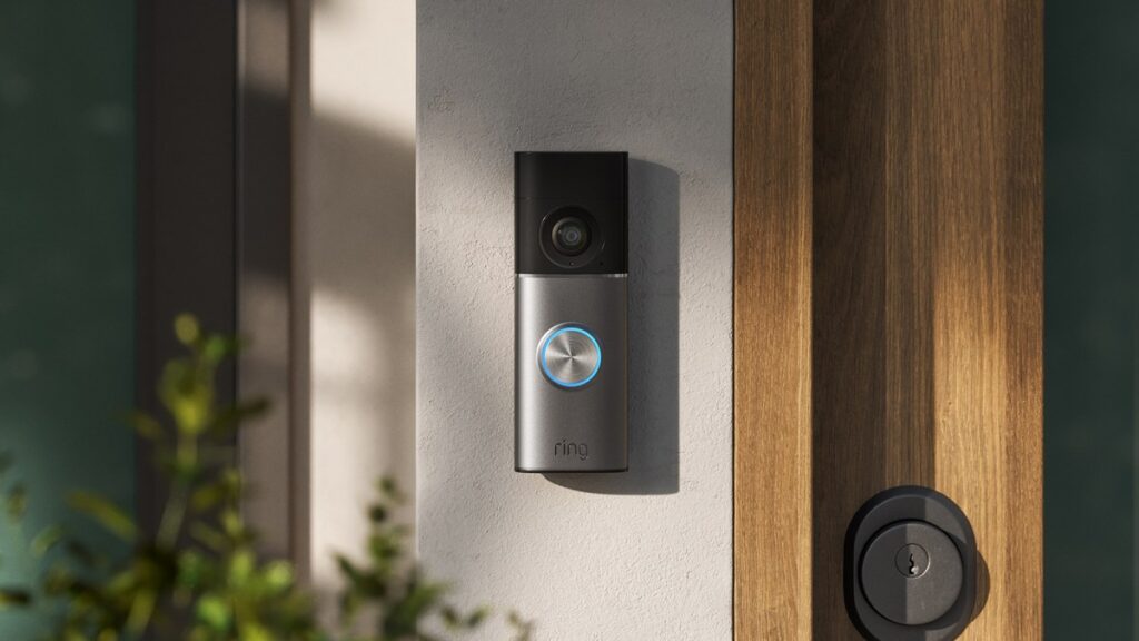 Les sonnettes Ring d’Amazon reçoivent des alertes incendie, une boutique d’applications et de nouveaux capteurs