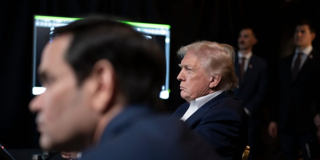 Après l’attaque contre le Venezuela, Trump déclare que « le Groenland est absolument nécessaire » et prévient le Danemark que les États-Unis « n’ont pas le droit d’annexer » le Groenland.