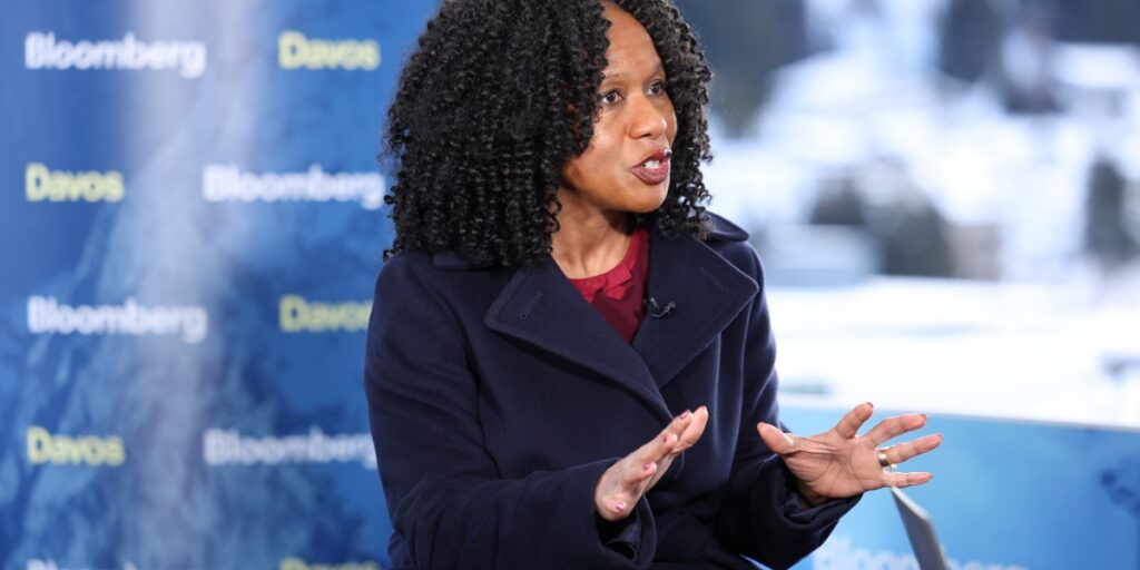 Nella Richardson d’ADP : La production et la santé adoptent des secteurs cibles en 2026