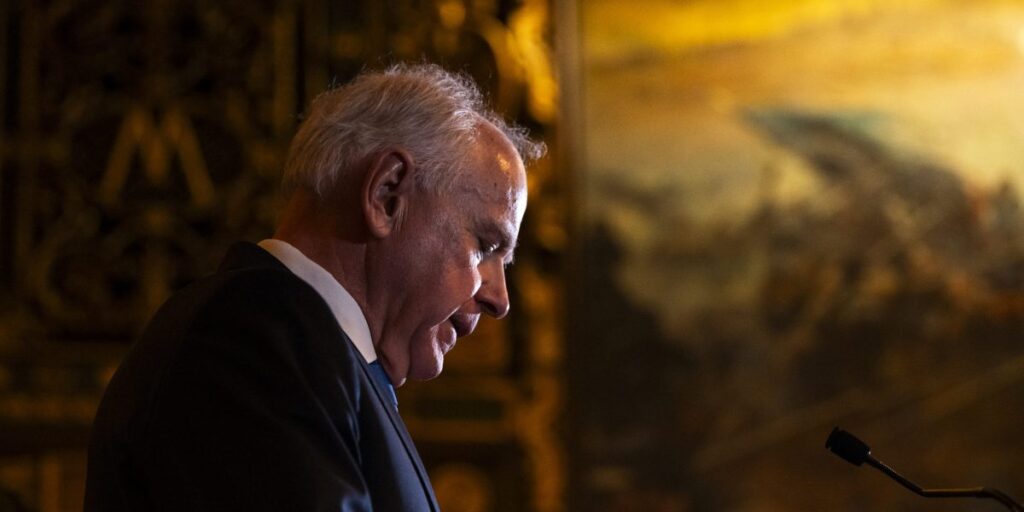 Tim Walz affirme que le Minnesota a un rôle à jouer dans l’enquête sur les fusillades de l’ICE contre des citoyens américains