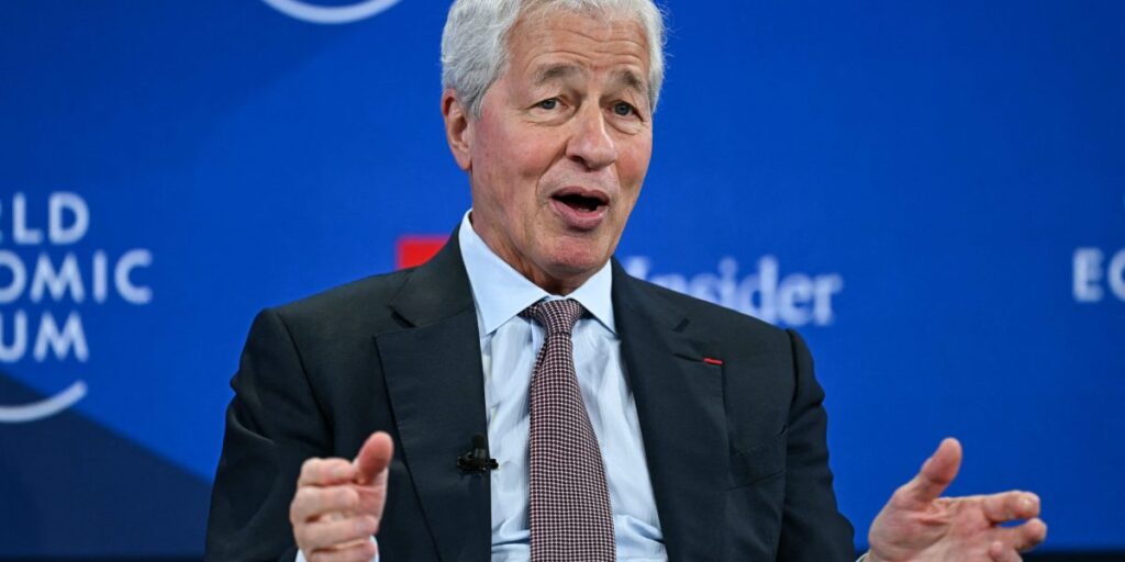 JPMorgan et la Banque d’Angleterre offrent des « comptes Trump » de 1 000 $ aux enfants de leurs employés