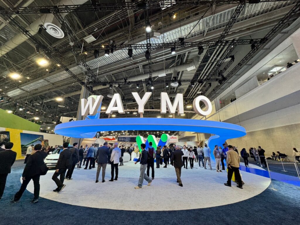 Waymo poursuit la montée en puissance des robotaxis avec le service de Miami désormais ouvert au public