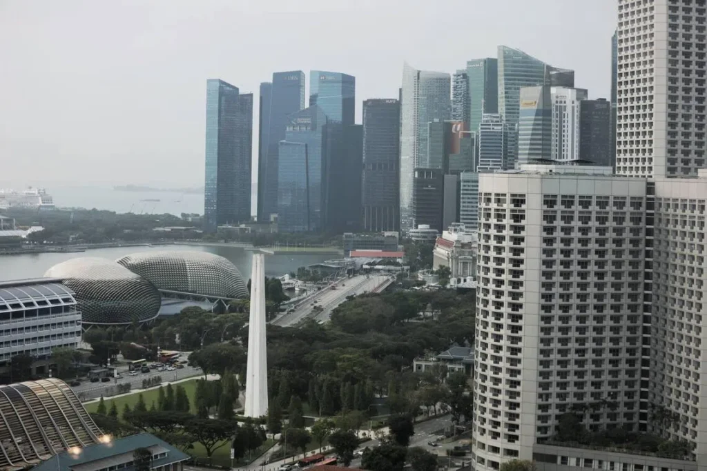 Les économistes relèvent la prévision de croissance de Singapour pour 2026 de 2,3 % à 3,6 %, selon une enquête MAS