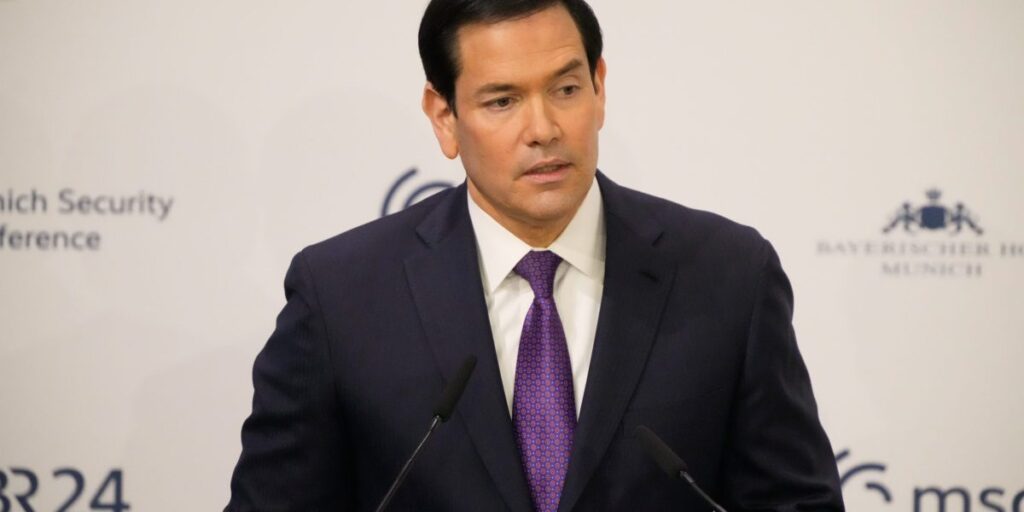 Rubio aux alliés : « Notre maison est peut-être dans l’hémisphère occidental, mais nous serons toujours les enfants de l’Europe. »