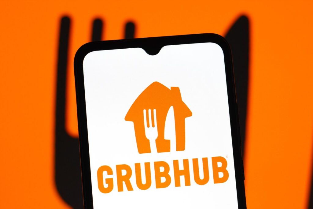 Grubhub supprime les frais de livraison et de service sur les commandes de restaurant de plus de 50 $
