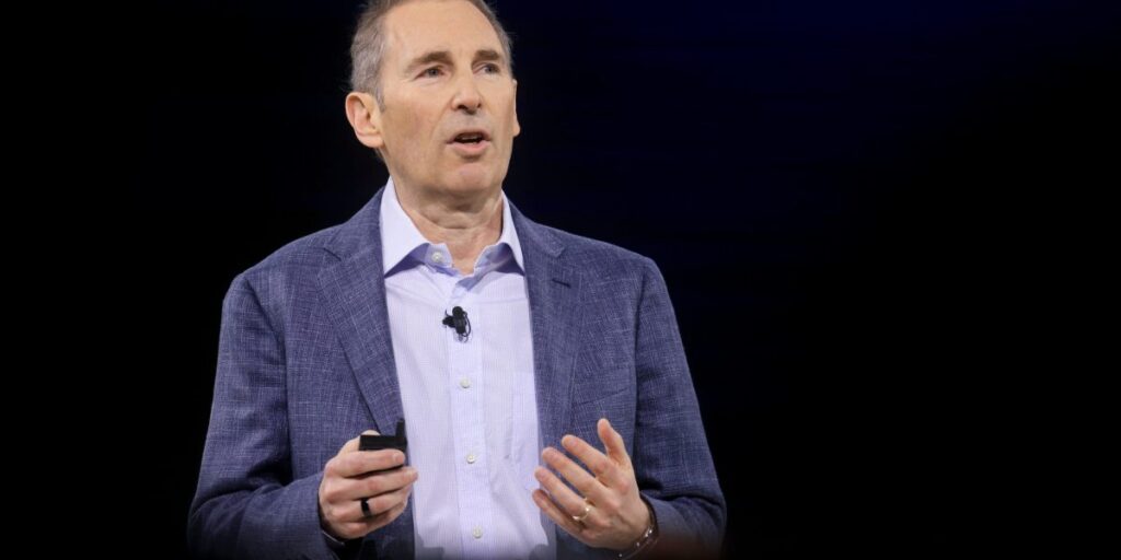 Amazon supplante Walmart en tant que première entreprise du classement Fortune 500. Il y a un grand côté positif à la rivalité entre les deux sociétés.