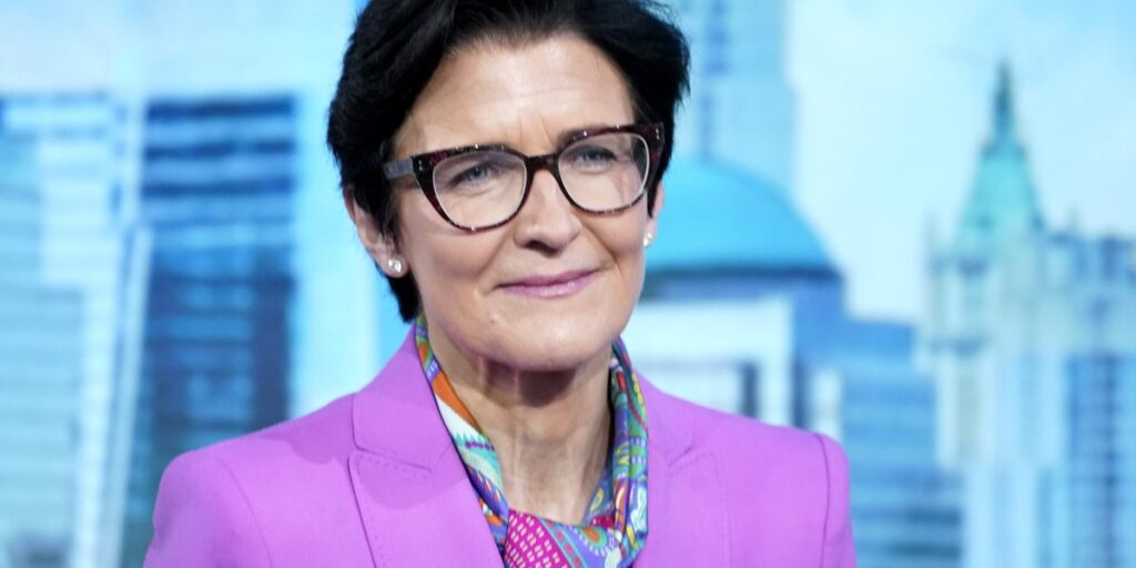 La PDG de Citi, Jane Fraser, s’engage à suivre la règle d’or de Warren Buffett pour gérer les conflits sur le lieu de travail : « Ne répondez jamais à cet e-mail avec colère. »