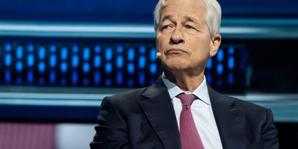 Jamie Dimon déclare que le rêve américain devient « hors de portée » – JPMorgan dépensera des milliards pour y parvenir