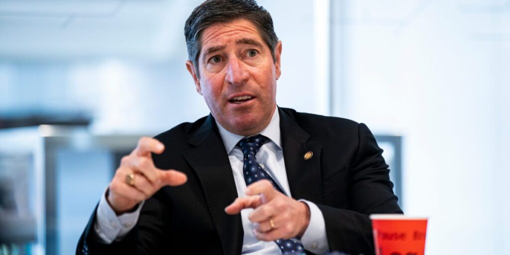 Le directeur d’OPM, Scott Cooper, n’ignorera pas le risque de conflits d’intérêts alors qu’il s’efforce d’embaucher des talents technologiques