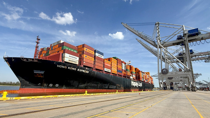 Affaire commerciale, remake