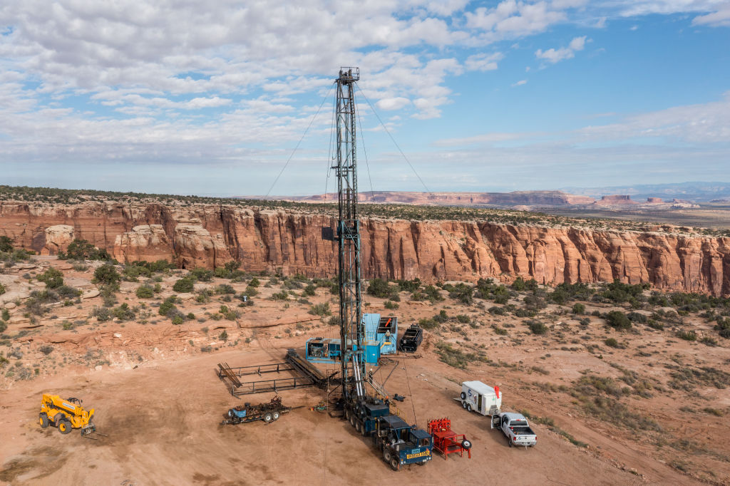 Un pirate informatique a volé 700 000 £ à une société énergétique britannique en redirigeant le paiement