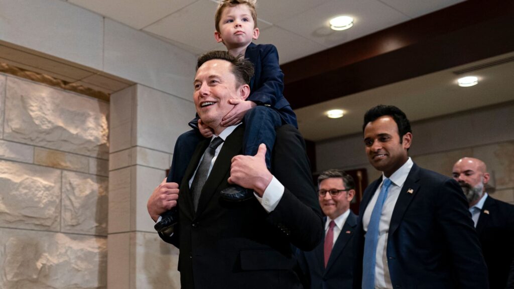 Musk et Ramaswamy qualifient le travail à distance de « privilège de l’ère Covid ». Certains économistes ne sont pas d’accord