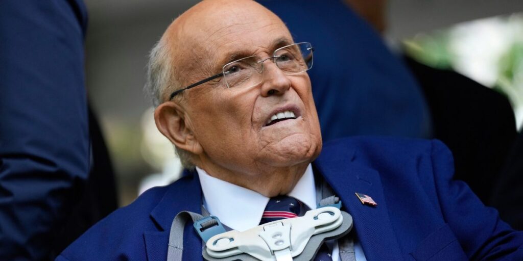 Rudy Giuliani hospitalisé dans un état critique