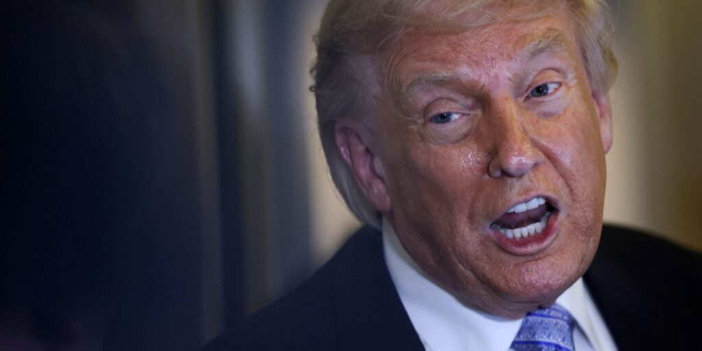 Le président Trump a affirmé que la guerre en Iran serait terminée « bientôt », mais il existait un compte à son nom intitulé « Sell America ».