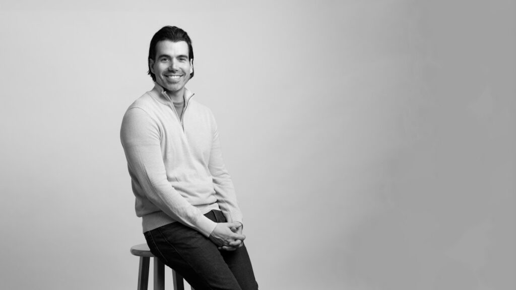 Comment Justin Ernest a investi près de 400 millions de dollars dans des startups en vogue sans fonds de capital-risque traditionnel