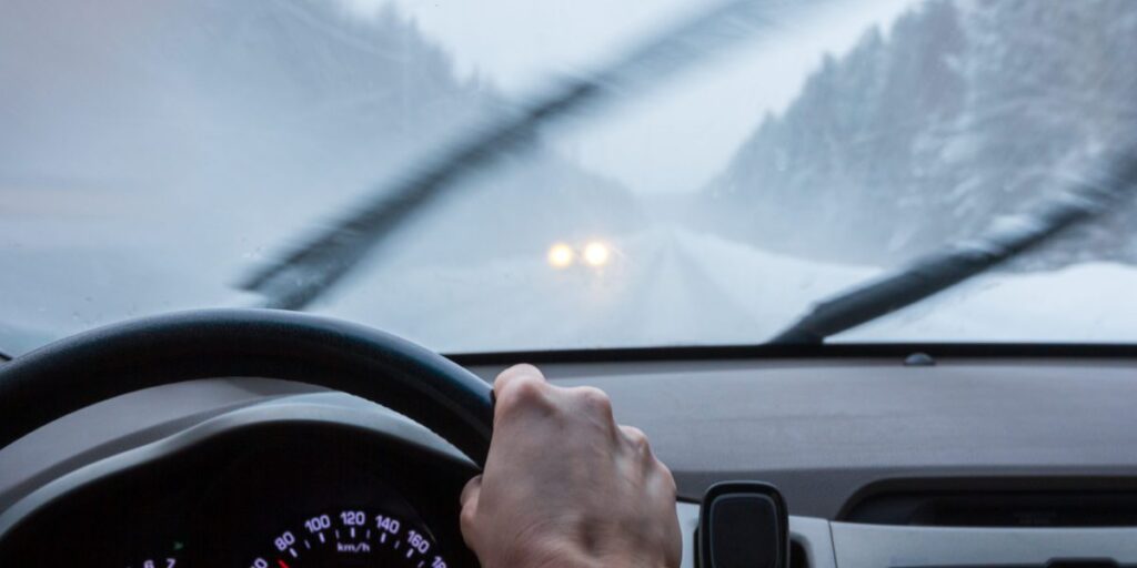 « Nous roulons dans le brouillard » : des centaines d’économistes admettent qu’ils volent à l’aveugle en matière d’IA