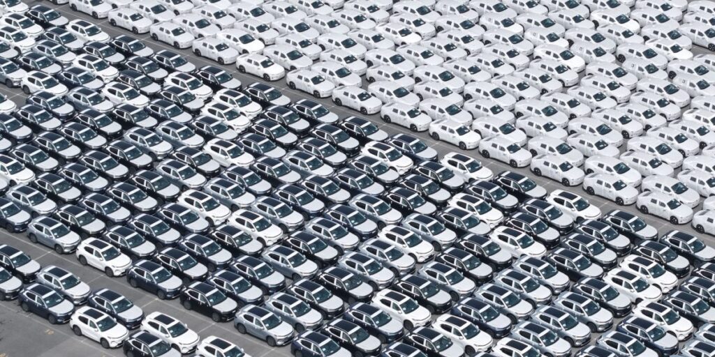 Le boom de l’IA fait grimper les exportations chinoises de 27 %, la guerre en Iran fait également grimper les importations de 36 %